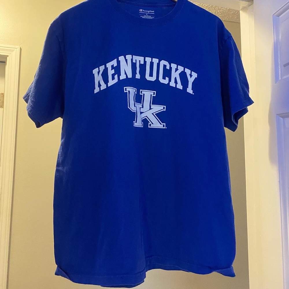 Champion UofK Shirt